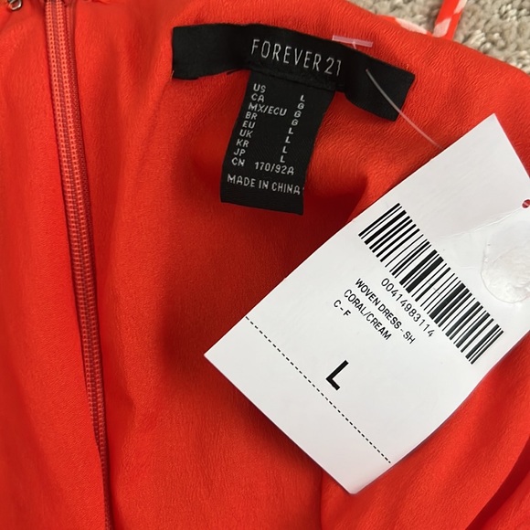 NWT Forever 21 Dress - Picture 3 of 4